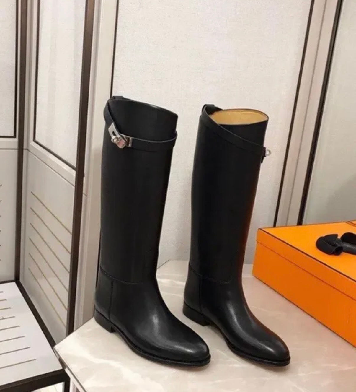 H Boots